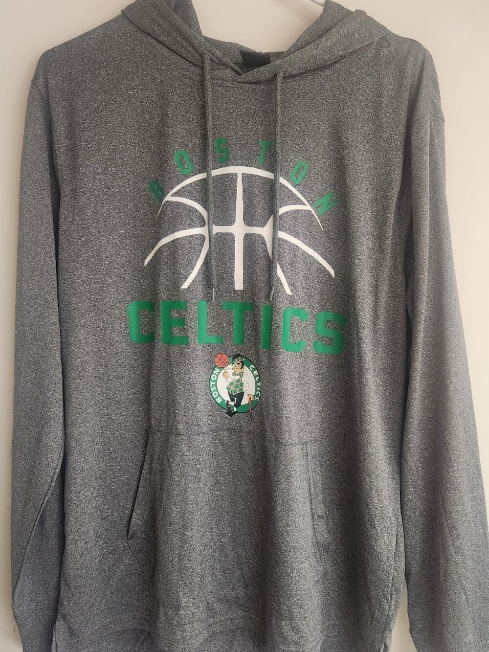 NBA Boston Celtics Light Weight Hoodie Long Sleeve Size M (42)